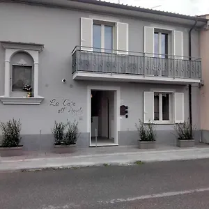 La Casa 'angolo Nocleg ze śniadaniem Piza